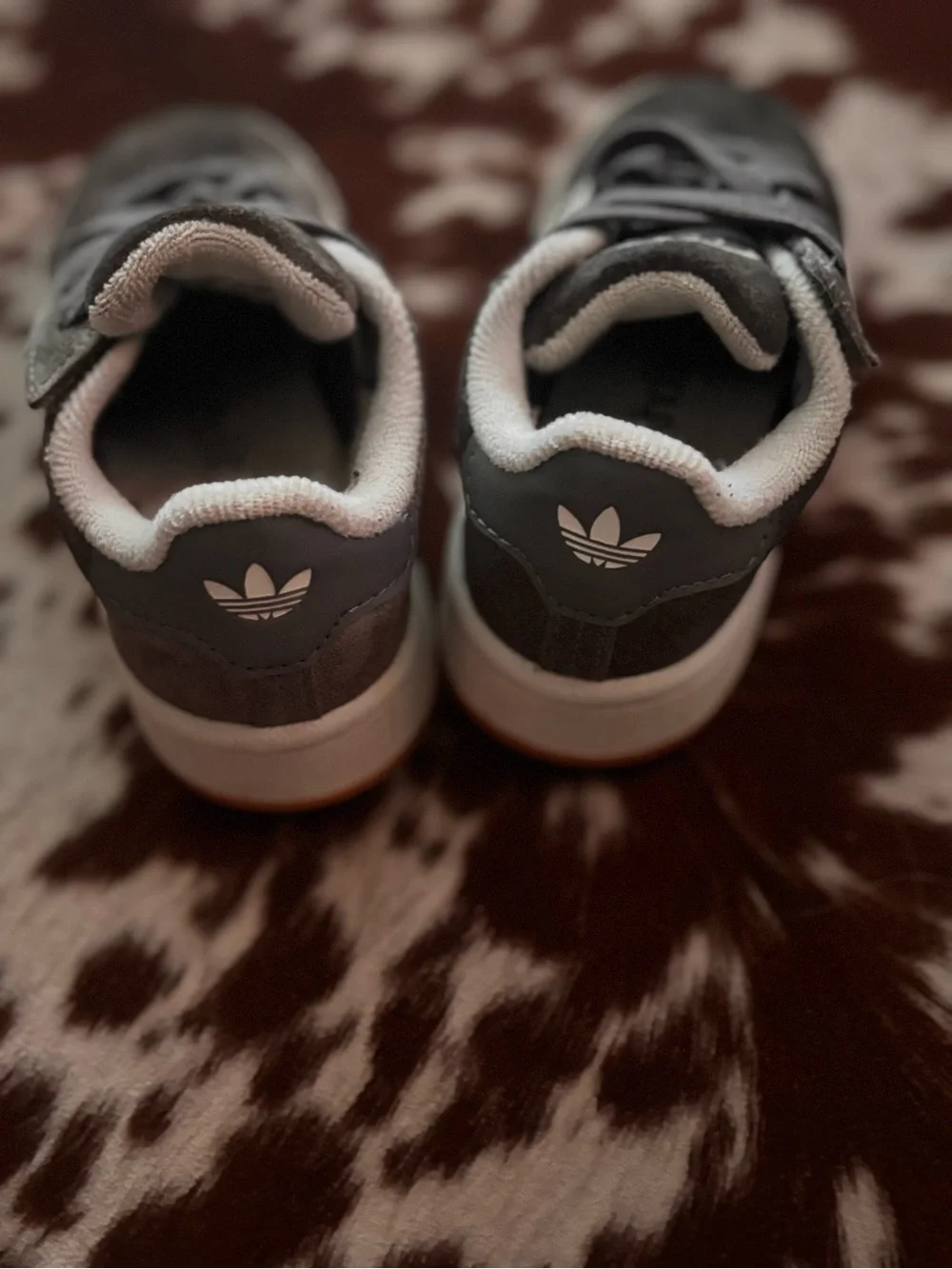 adidas kids sneaker